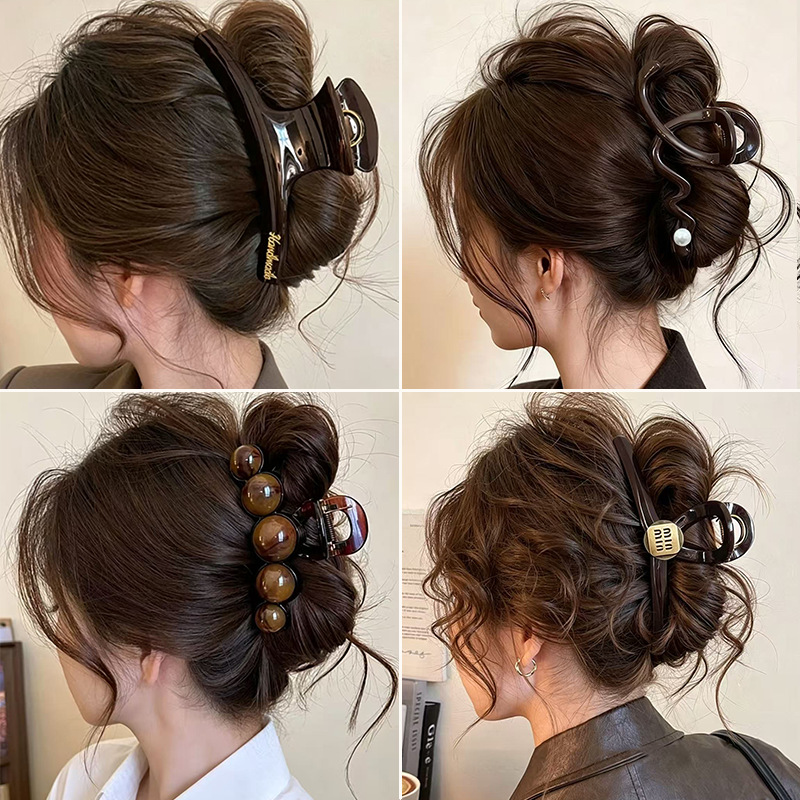 2026 New Autumn and Winter Plush Gold Label Large Hair Clip for Women, High-End Shark Clip for Thick Hair, Back-Of-The-Head Hair Accessory
